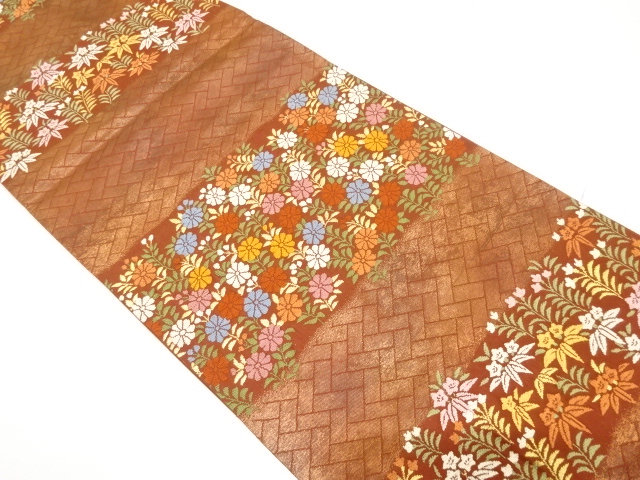 横段に菊・笹竜胆模様織り出し　袋帯